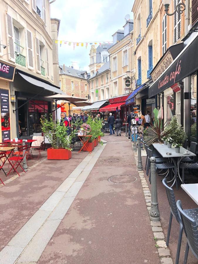 Appartement Studio Vue Mer, Proximite Commerces Et De La Plage Trouville-sur-Mer